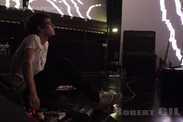 SUUNS - 2014-10-01 - PARIS - Gaite Lyrique - 